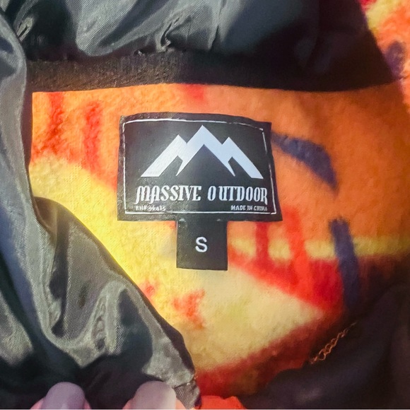 Massive Outdoor Fleece Sweater Aztec Orange Size Men's Small Women's Large - Picture 6 of 6